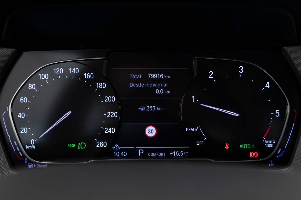 BMW Serie 1 LIM. 116D 1.5 115 cv AT7 E6D  - Foto 33