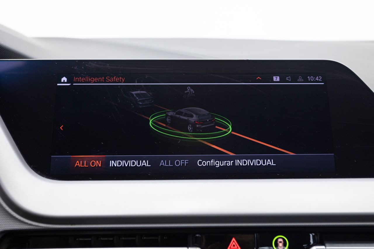 BMW Serie 1 LIM. 116D 1.5 115 cv AT7 E6D  - Foto 38