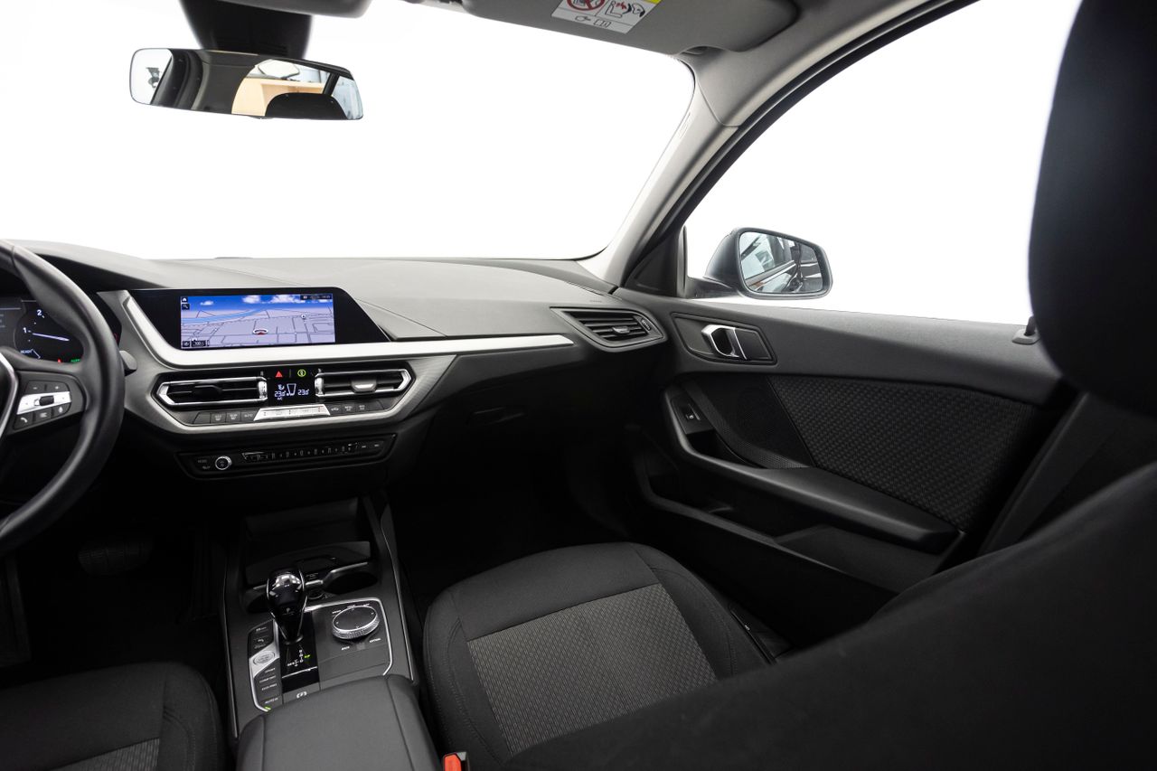 BMW Serie 1 LIM. 116D 1.5 115 cv AT7 E6D  - Foto 19