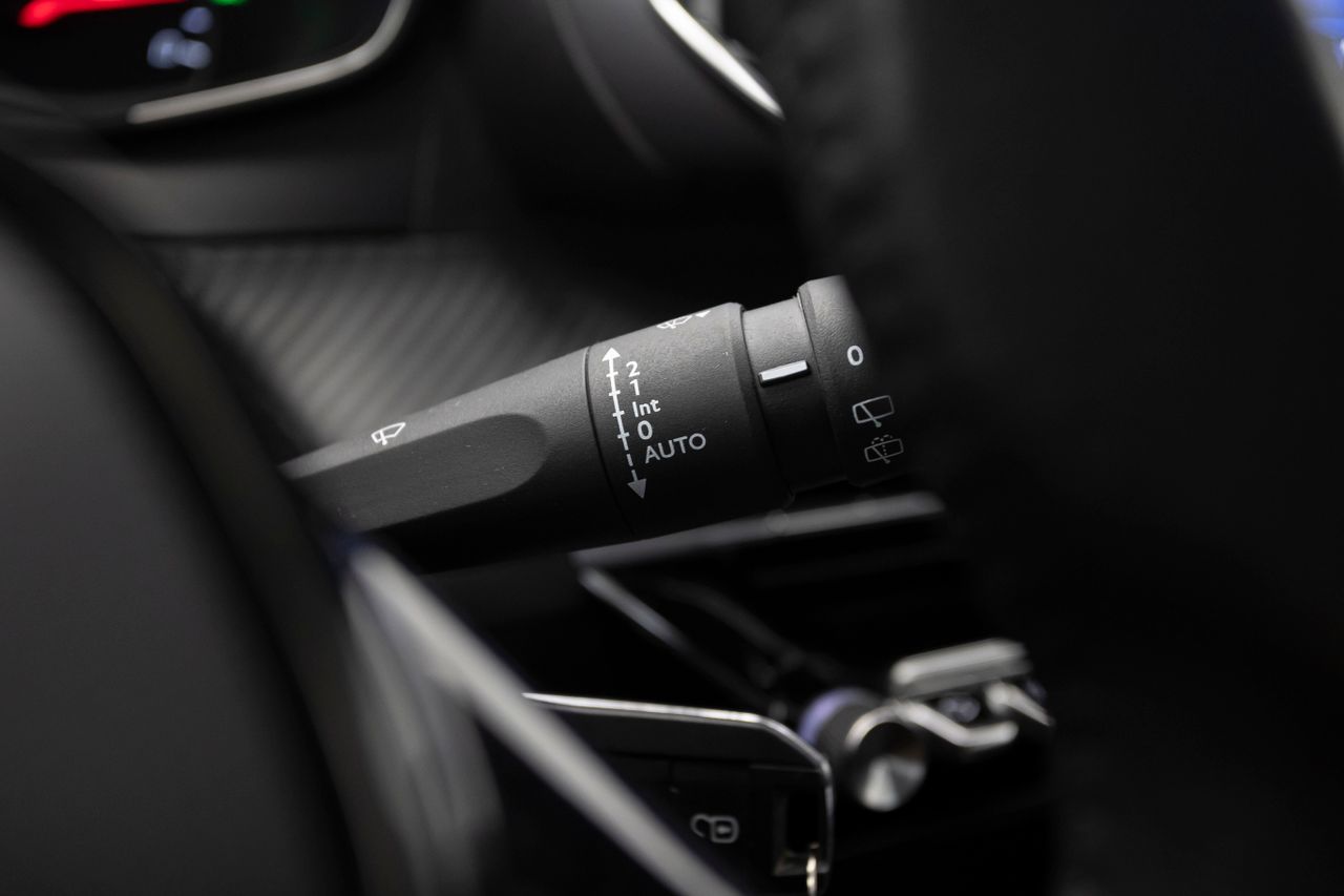 Peugeot 2008 ACTIVE 1.5 HDI 110 cv MT6 E6D  - Foto 30