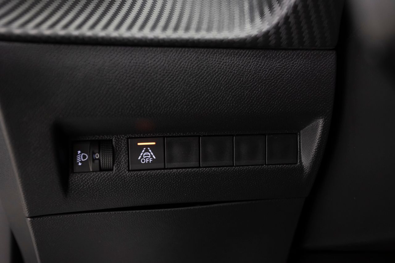 Peugeot 2008 ACTIVE 1.5 HDI 110 cv MT6 E6D  - Foto 27