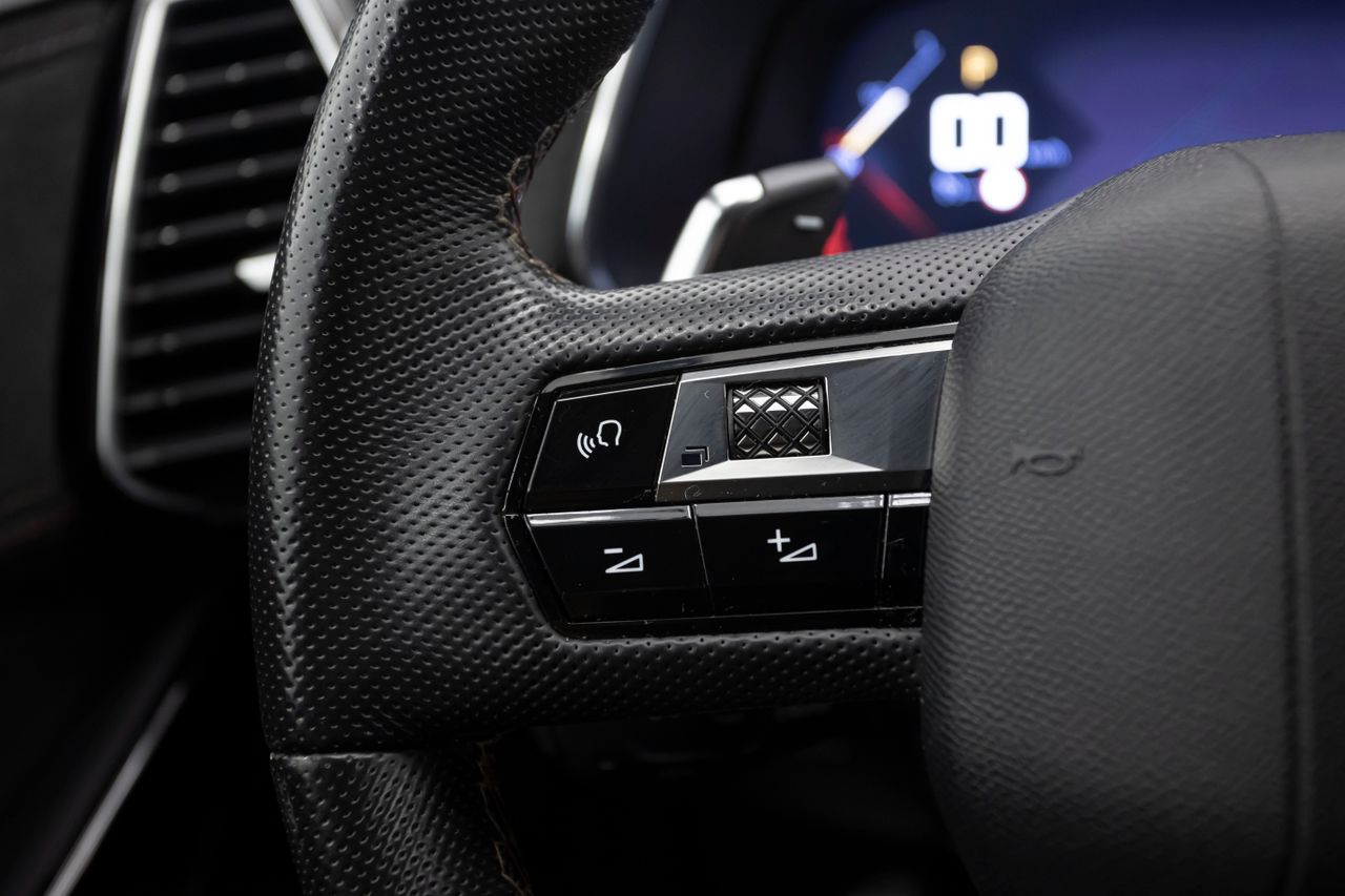 DS DS 7 CROSSBACK PERFORMANCE LINE 1.5 BLUEHDI 130 cv AT8 E6D  - Foto 31