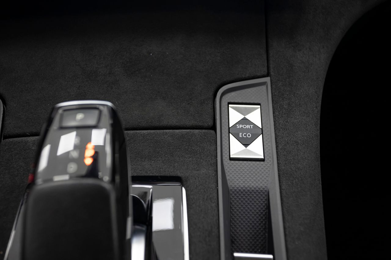 DS DS 7 CROSSBACK PERFORMANCE LINE 1.5 BLUEHDI 130 cv AT8 E6D  - Foto 21