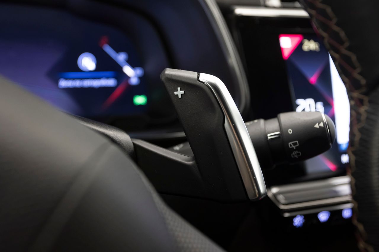 DS DS 7 CROSSBACK PERFORMANCE LINE 1.5 BLUEHDI 130 cv AT8 E6D  - Foto 32