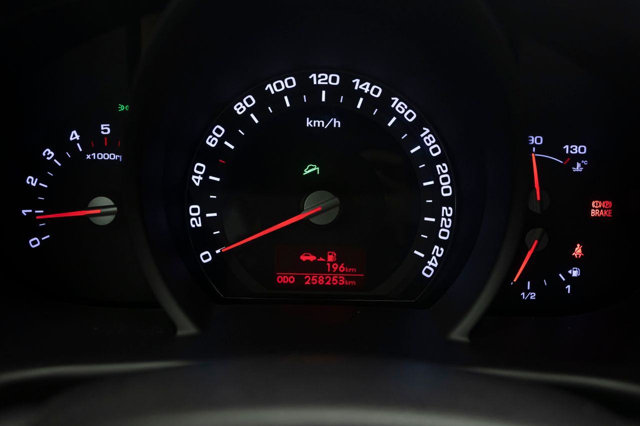 Kia Sportage 1.7 CRDI 115 cv 4x2  - Foto 6