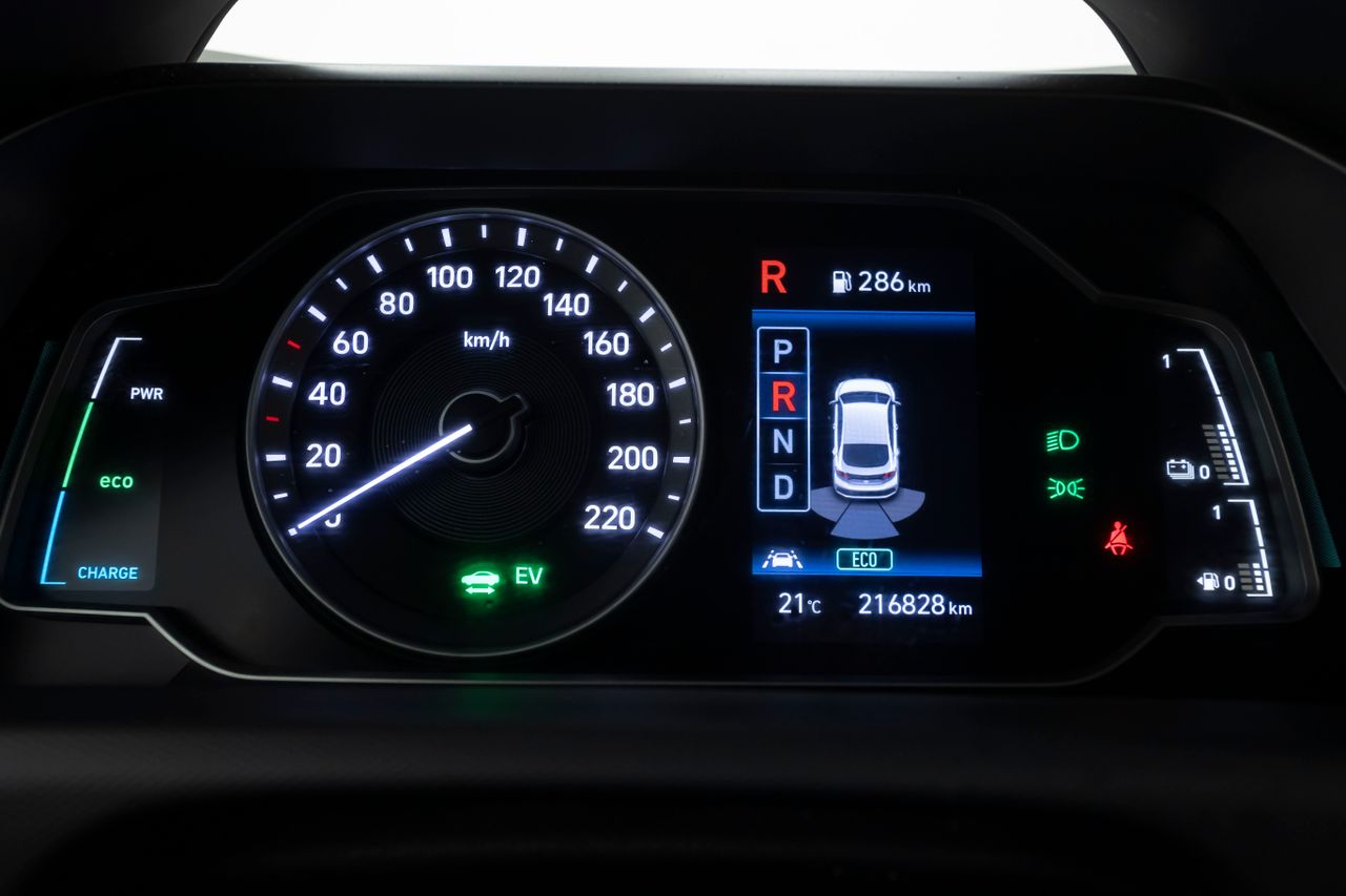 Hyundai IONIQ 1.6 GDI HEV 141 cv KLASS  - Foto 35