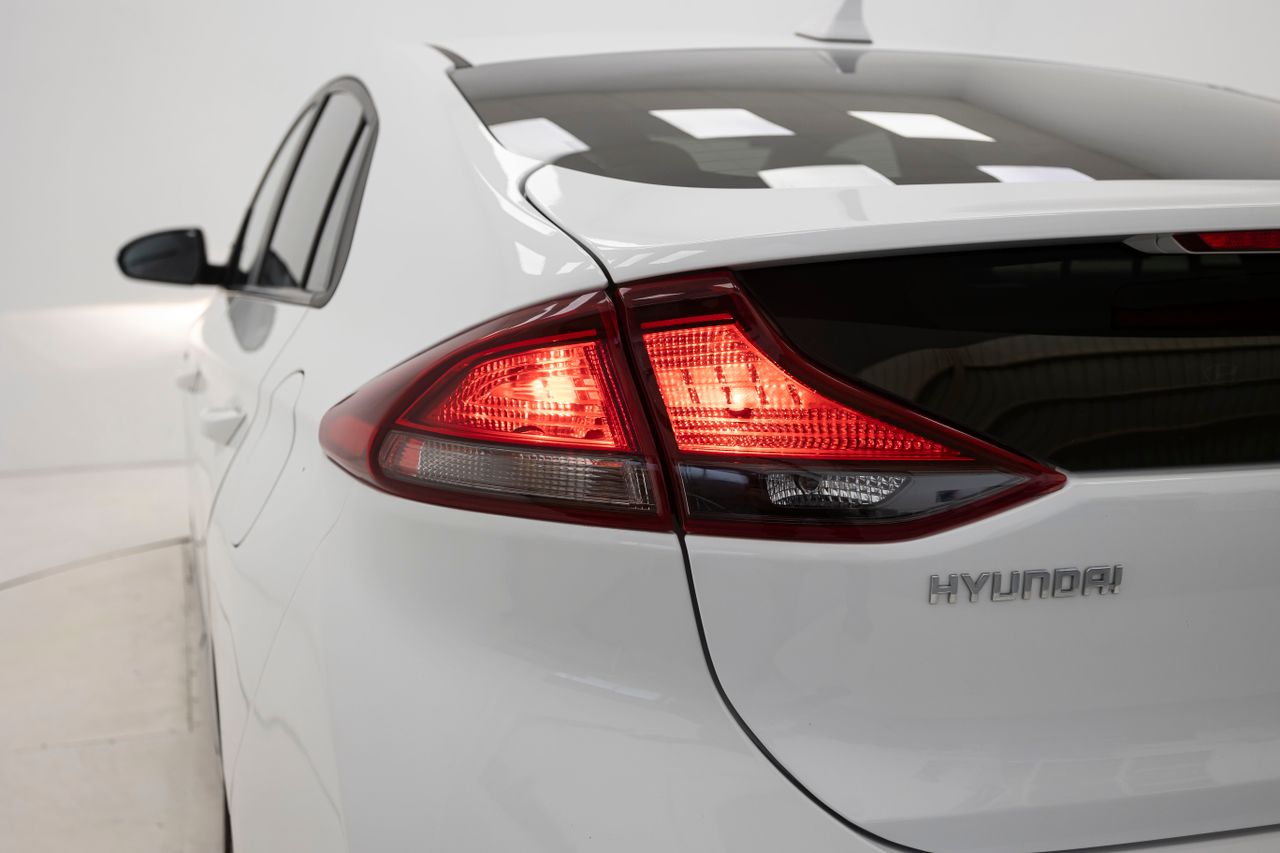 Hyundai IONIQ 1.6 GDI HEV 141 cv KLASS  - Foto 43