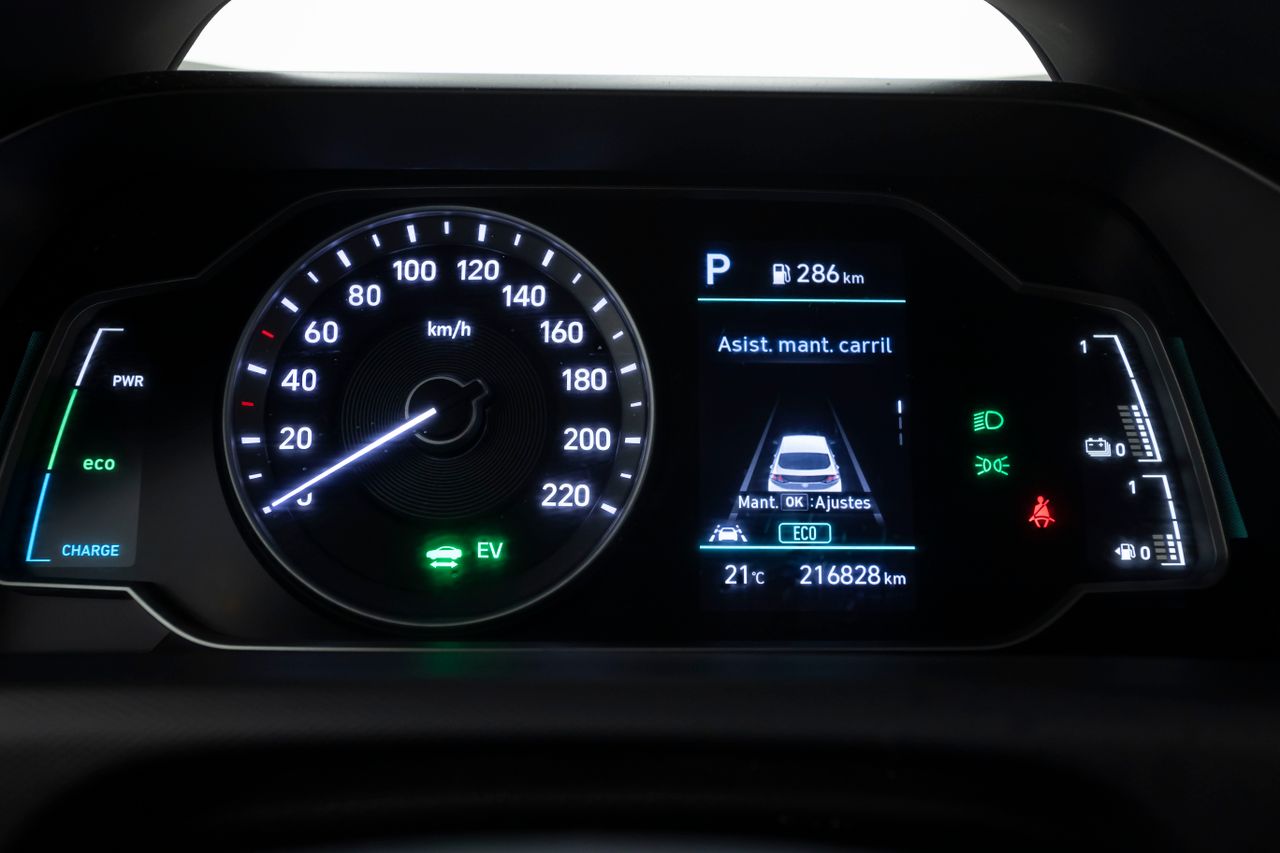 Hyundai IONIQ 1.6 GDI HEV 141 cv KLASS  - Foto 33