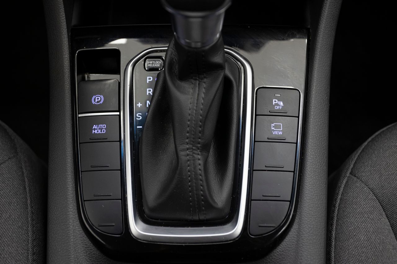 Hyundai IONIQ 1.6 GDI HEV KLASS DCT 141 cv  - Foto 19