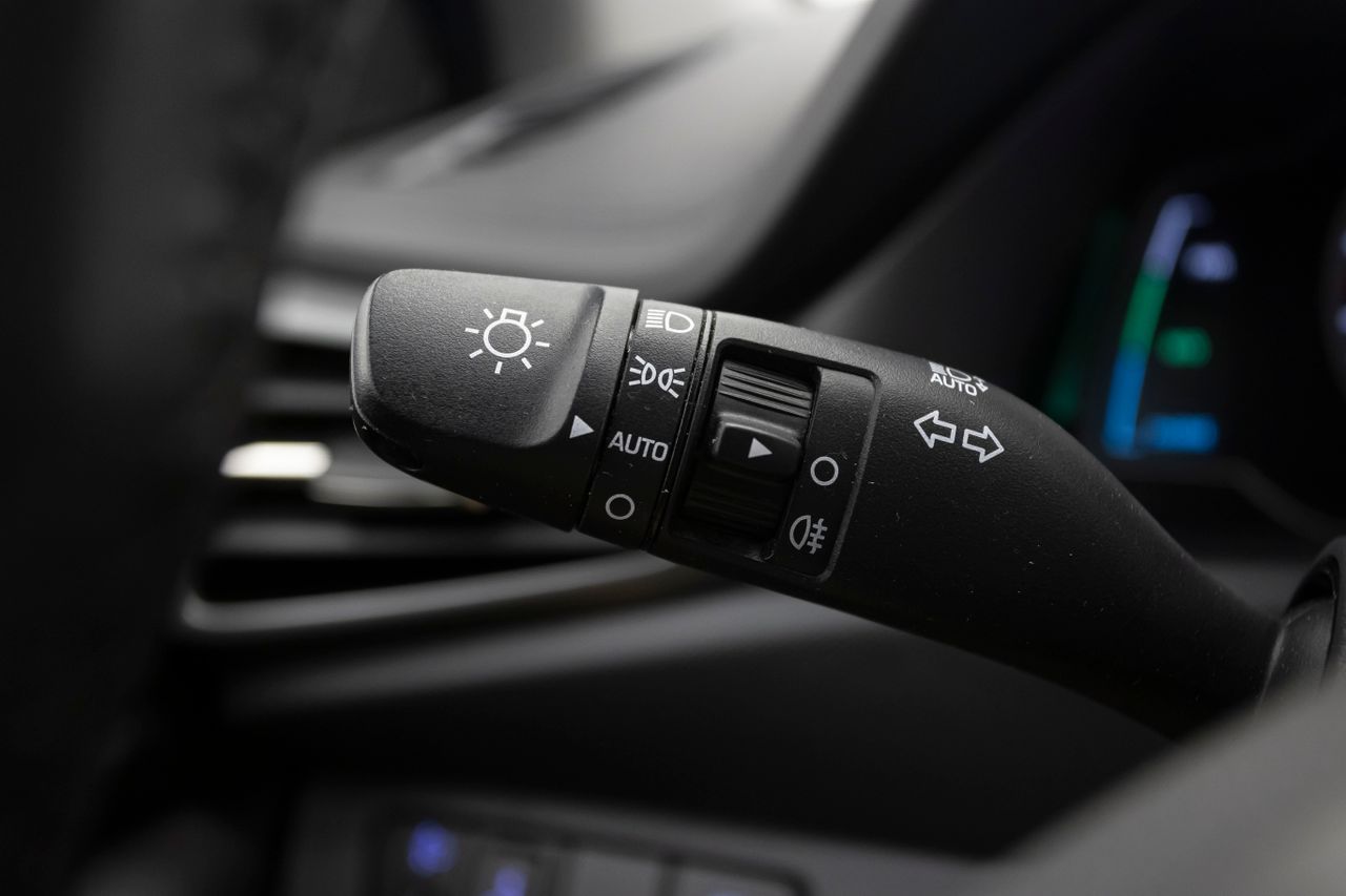 Hyundai IONIQ 1.6 GDI HEV KLASS DCT 141 cv  - Foto 31