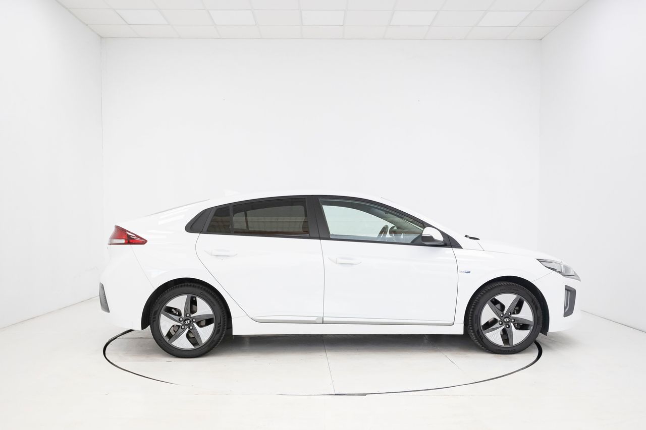 Hyundai IONIQ 1.6 GDI HEV KLASS DCT 141 cv  - Foto 44