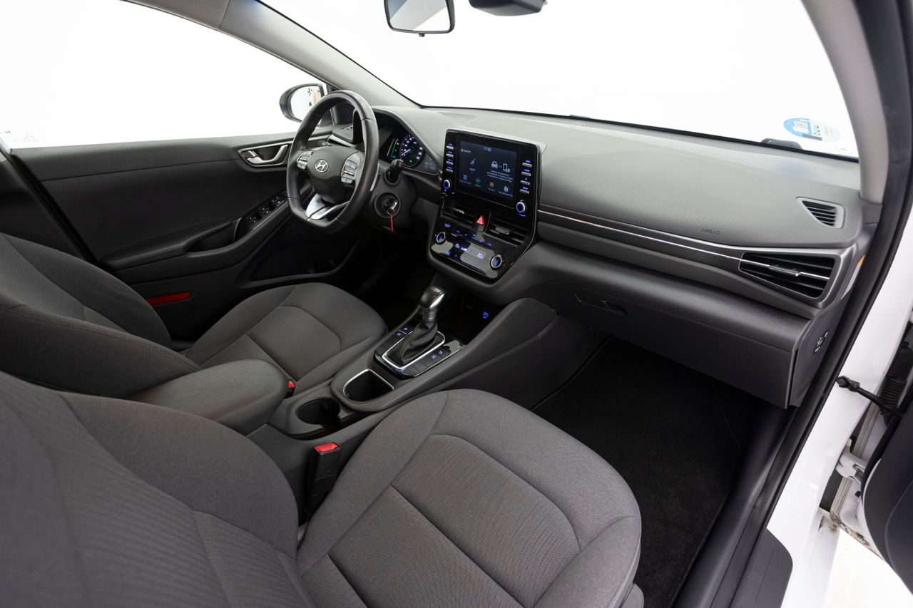 Hyundai IONIQ 1.6 GDI HEV KLASS DCT 141 cv  - Foto 23