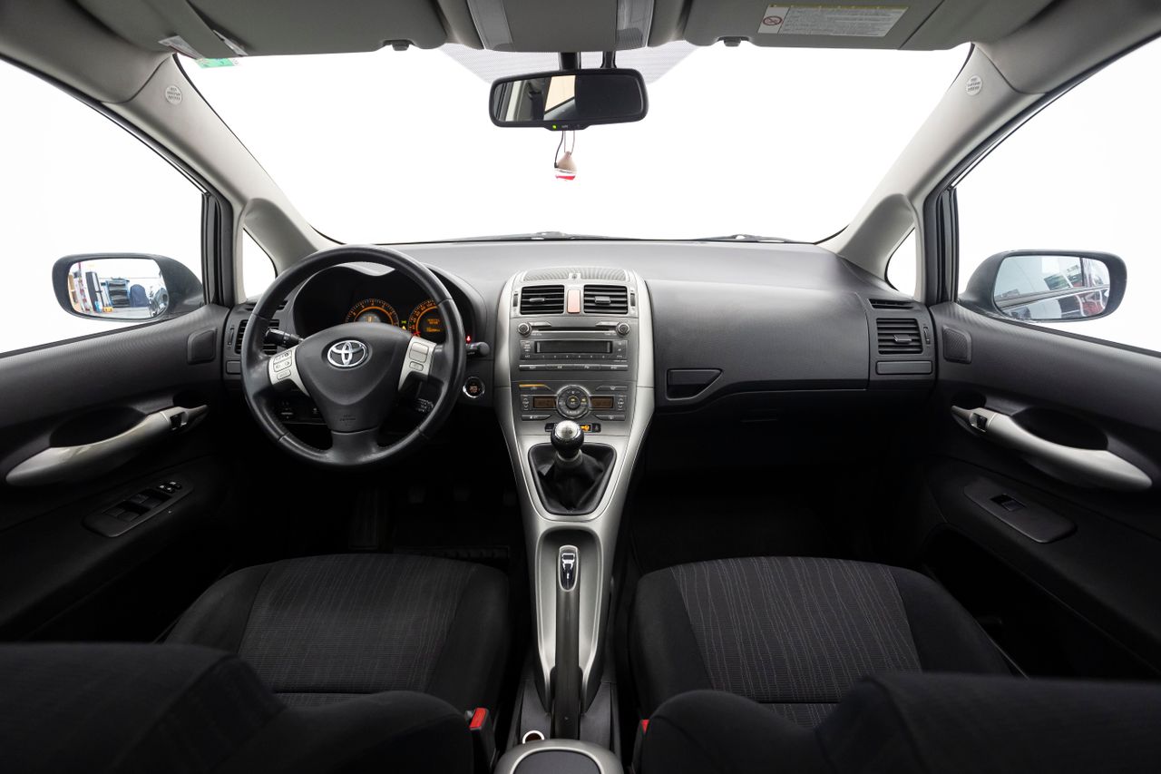 Toyota Auris 5P 1.6 VVT-I LUNA 124 cv  - Foto 4