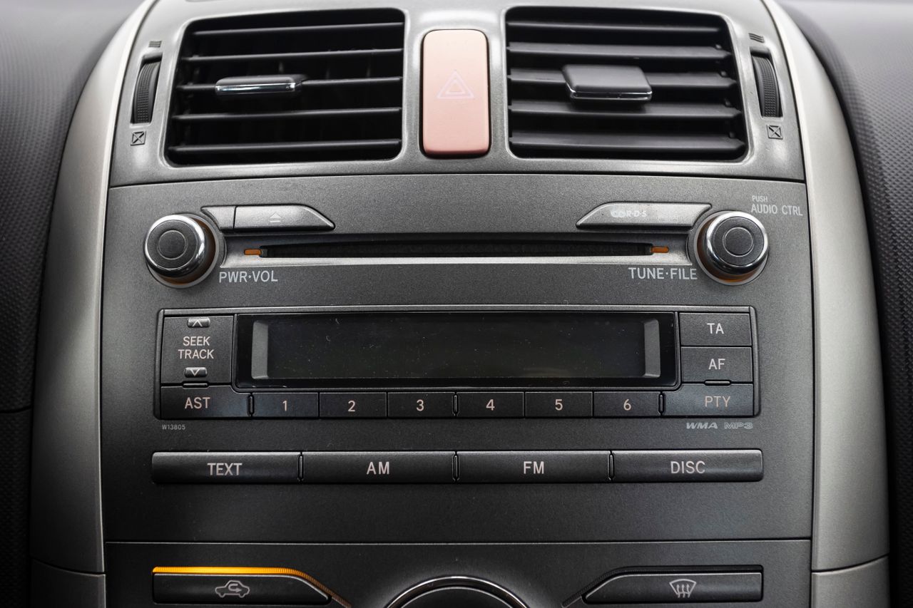 Toyota Auris 5P 1.6 VVT-I LUNA 124 cv  - Foto 8