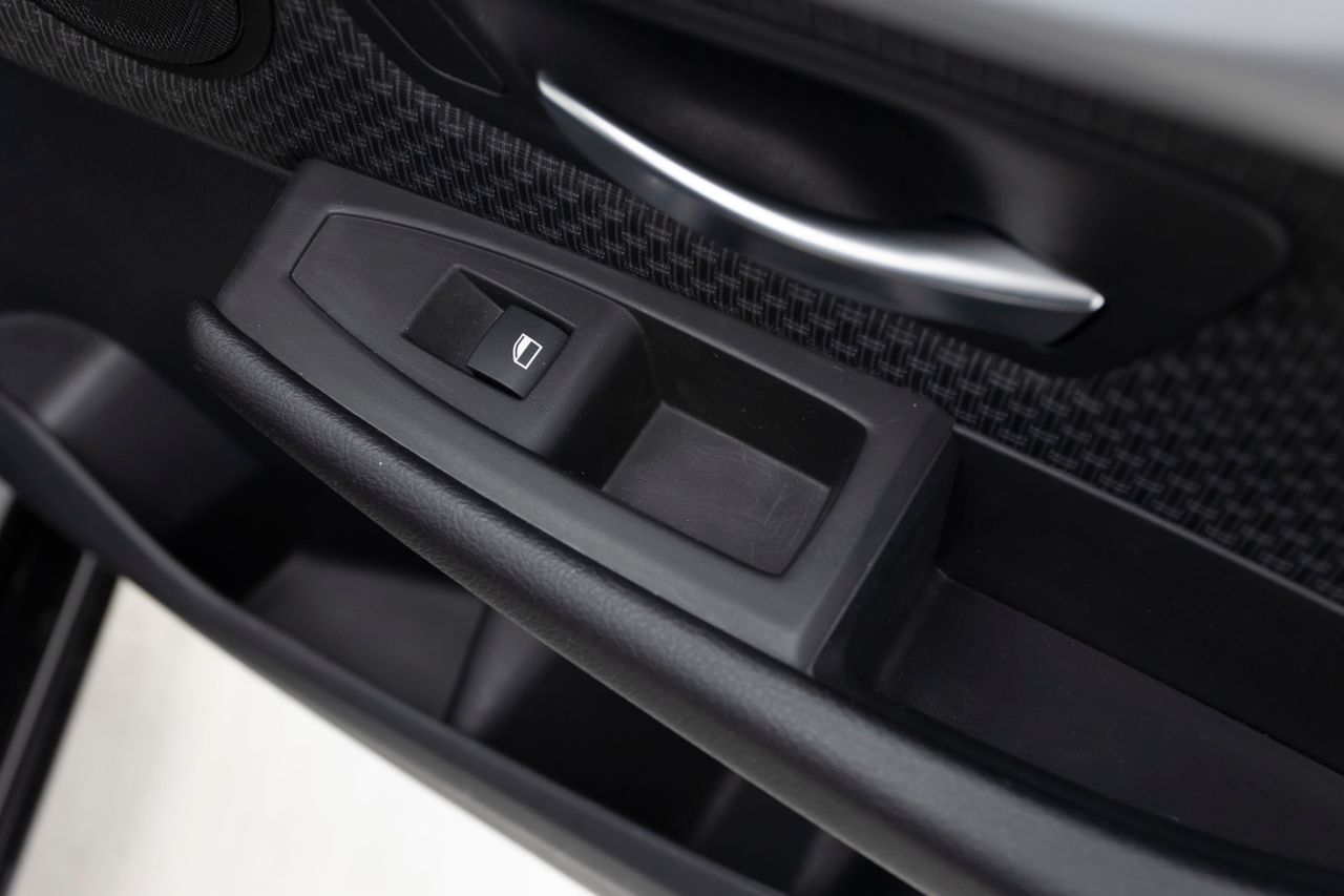 BMW Serie 2 Active Tourer 18D 150 cv - Foto 22