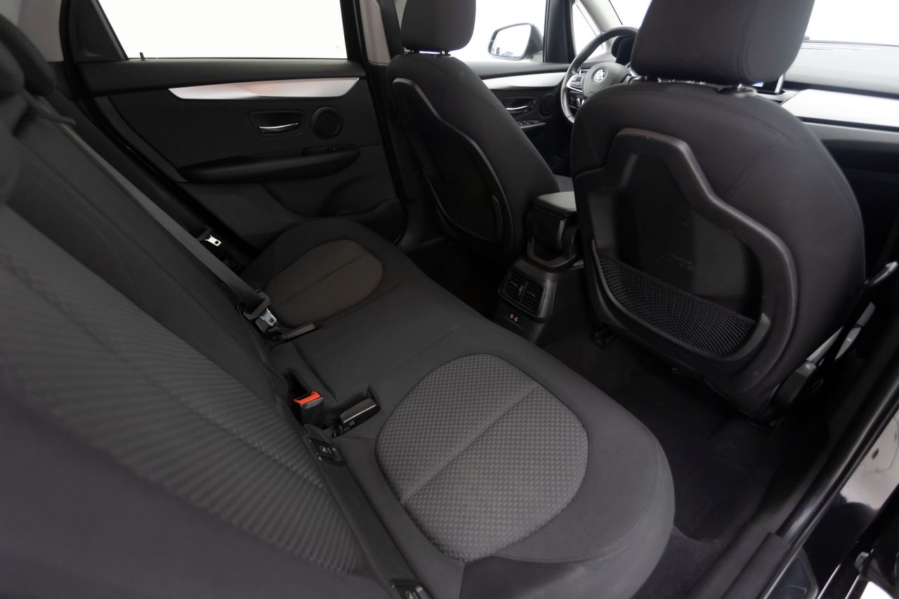 BMW Serie 2 Active Tourer 18D 150 cv  - Foto 15