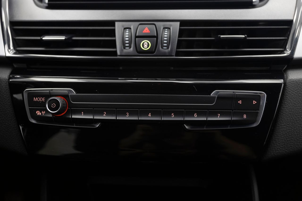 BMW Serie 2 Active Tourer 18D 150 cv - Foto 20