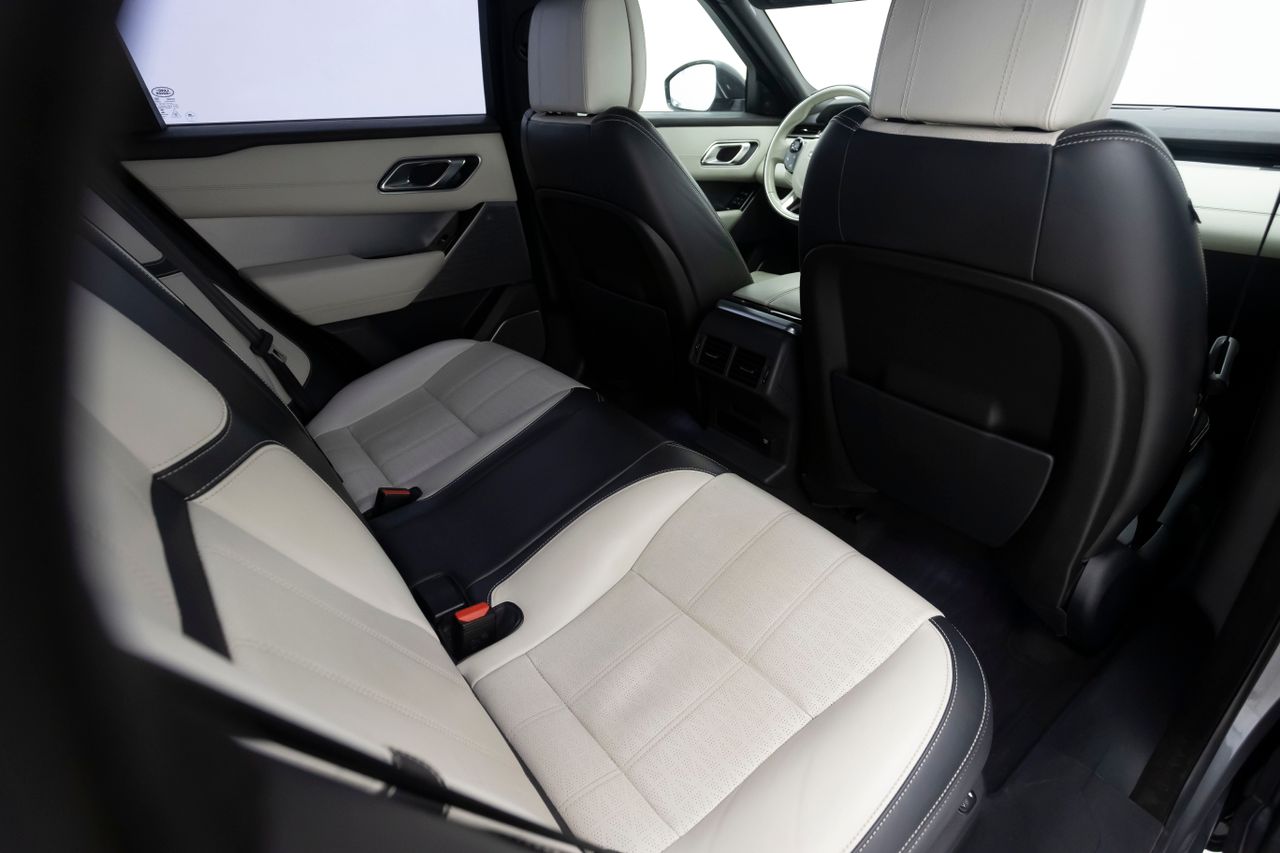 Land-Rover Range Rover Velar 3.0D HSWE R-DYNAMIC 300 cv  - Foto 17