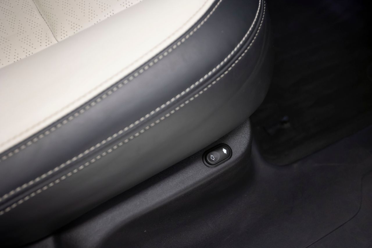 Land-Rover Range Rover Velar 3.0D HSWE R-DYNAMIC 300 cv  - Foto 19