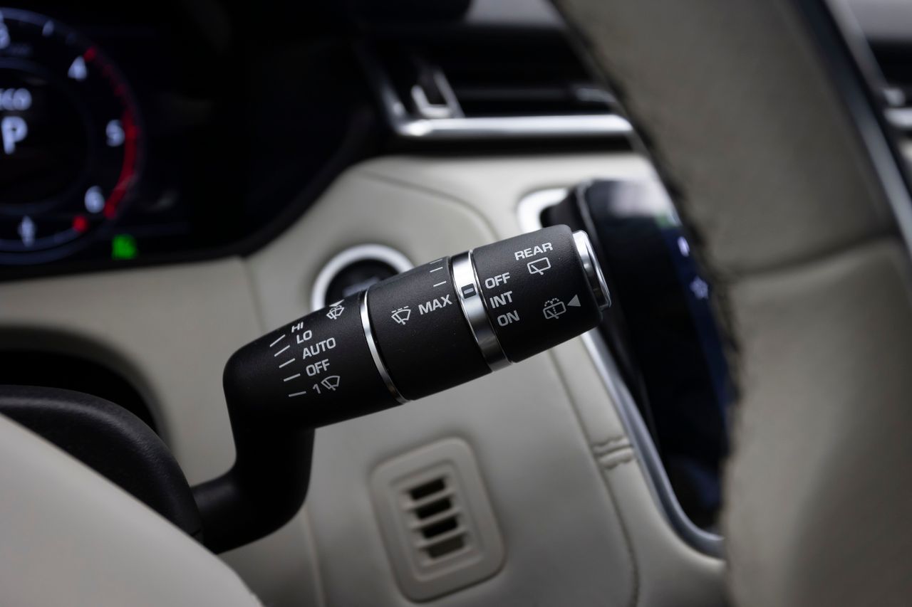 Land-Rover Range Rover Velar 3.0D HSWE R-DYNAMIC 300 cv  - Foto 36