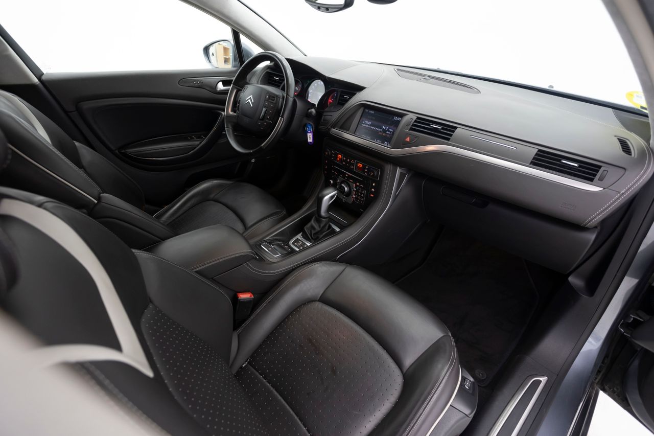 Citroën C5 EXCLUSIVE 3.0HDI 241 cv  - Foto 23