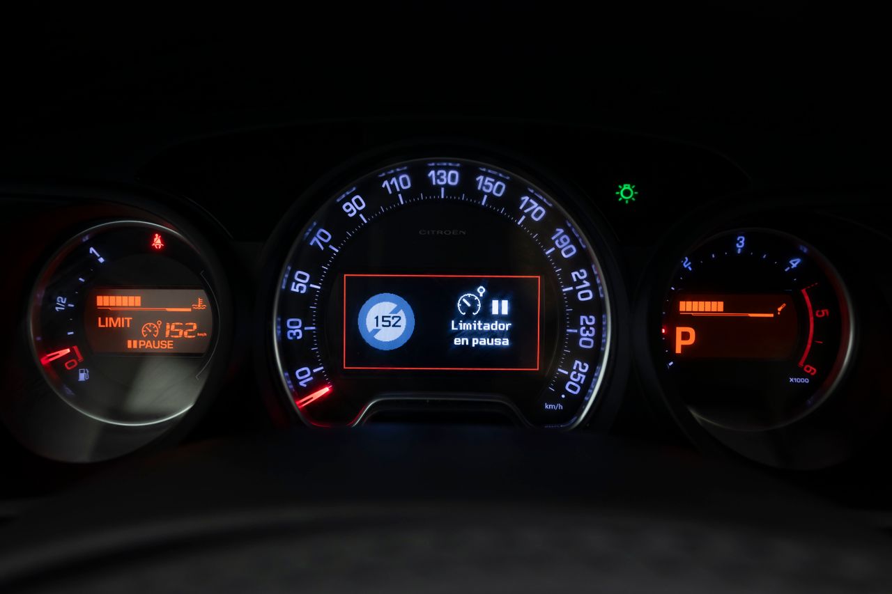 Citroën C5 EXCLUSIVE 3.0HDI 241 cv  - Foto 38