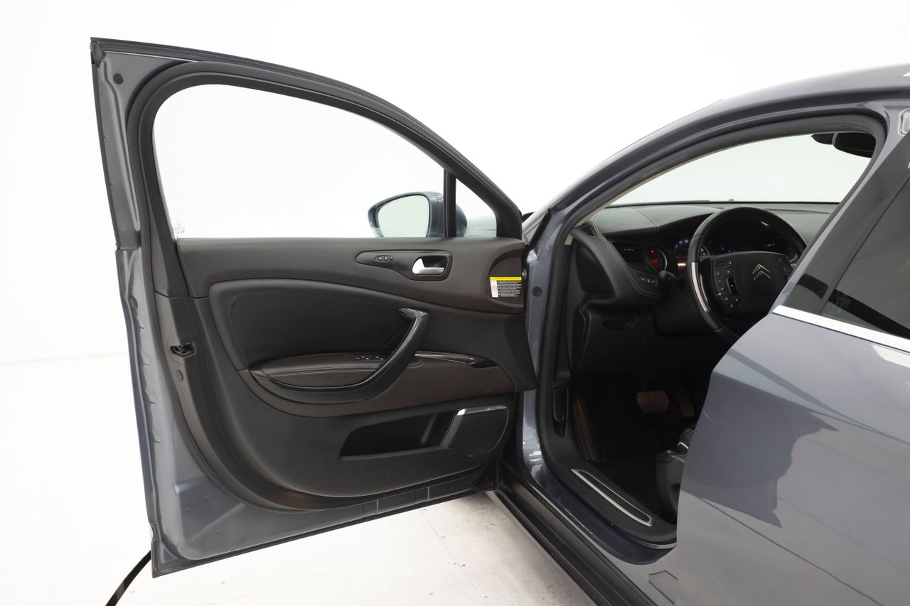 Citroën C5 EXCLUSIVE 3.0HDI 241 cv  - Foto 28