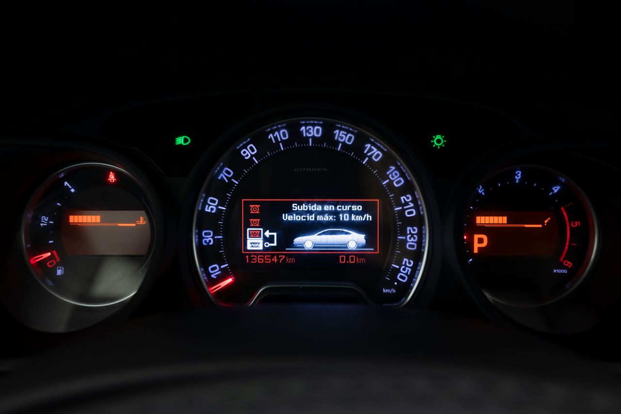 Citroën C5 EXCLUSIVE 3.0HDI 241 cv  - Foto 39