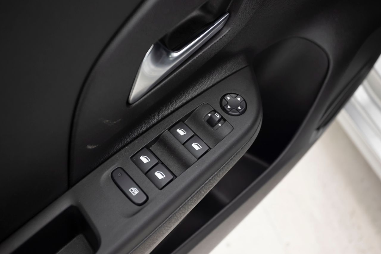 Opel Corsa EDITION 1.2T  XH 100 cv - Foto 26