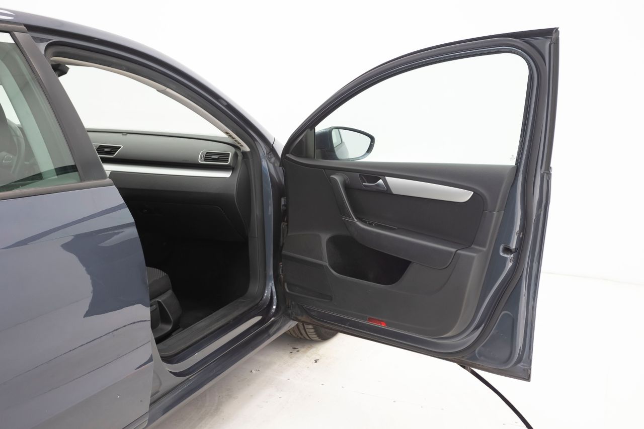 Volkswagen Passat BLUEMOTION 2.0 TDI 140 cv  - Foto 21