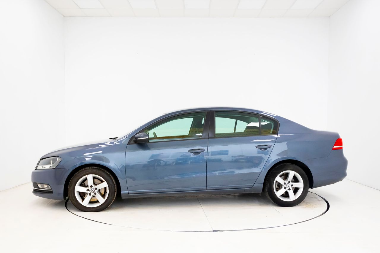Volkswagen Passat BLUEMOTION 2.0 TDI 140 cv  - Foto 39