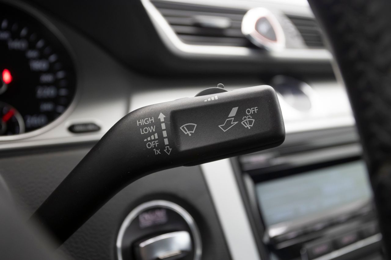 Volkswagen Passat BLUEMOTION 2.0 TDI 140 cv  - Foto 31