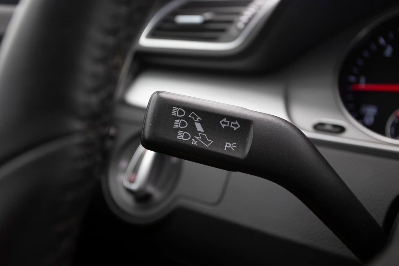 Volkswagen Passat BLUEMOTION 2.0 TDI 140 cv  - Foto 30