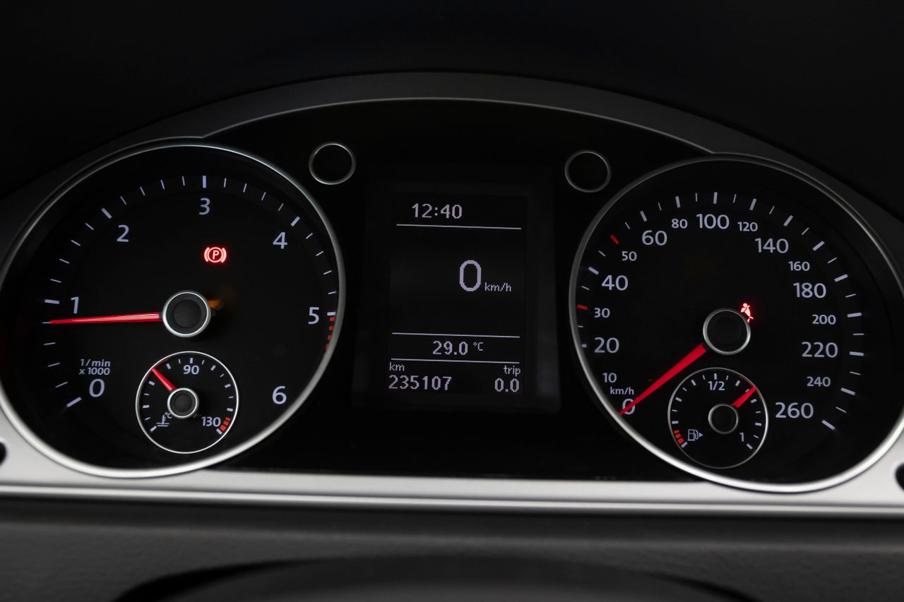 Volkswagen Passat BLUEMOTION 2.0 TDI 140 cv  - Foto 5