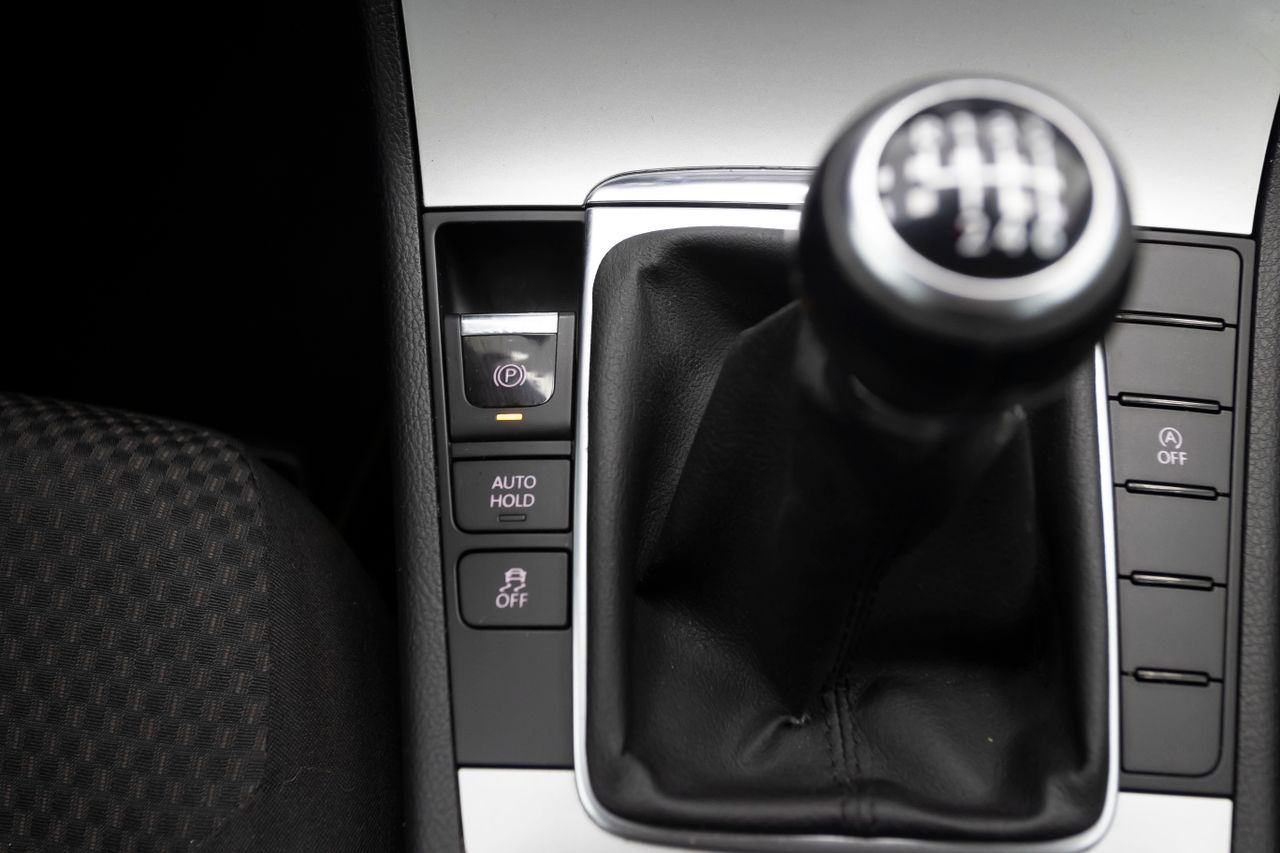 Volkswagen Passat BLUEMOTION 2.0 TDI 140 cv  - Foto 7