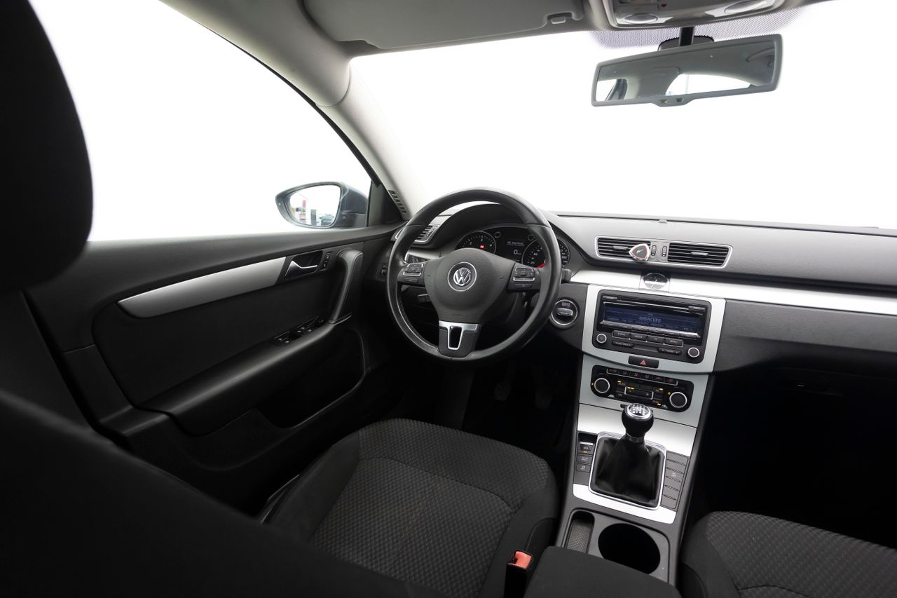 Volkswagen Passat BLUEMOTION 2.0 TDI 140 cv  - Foto 18