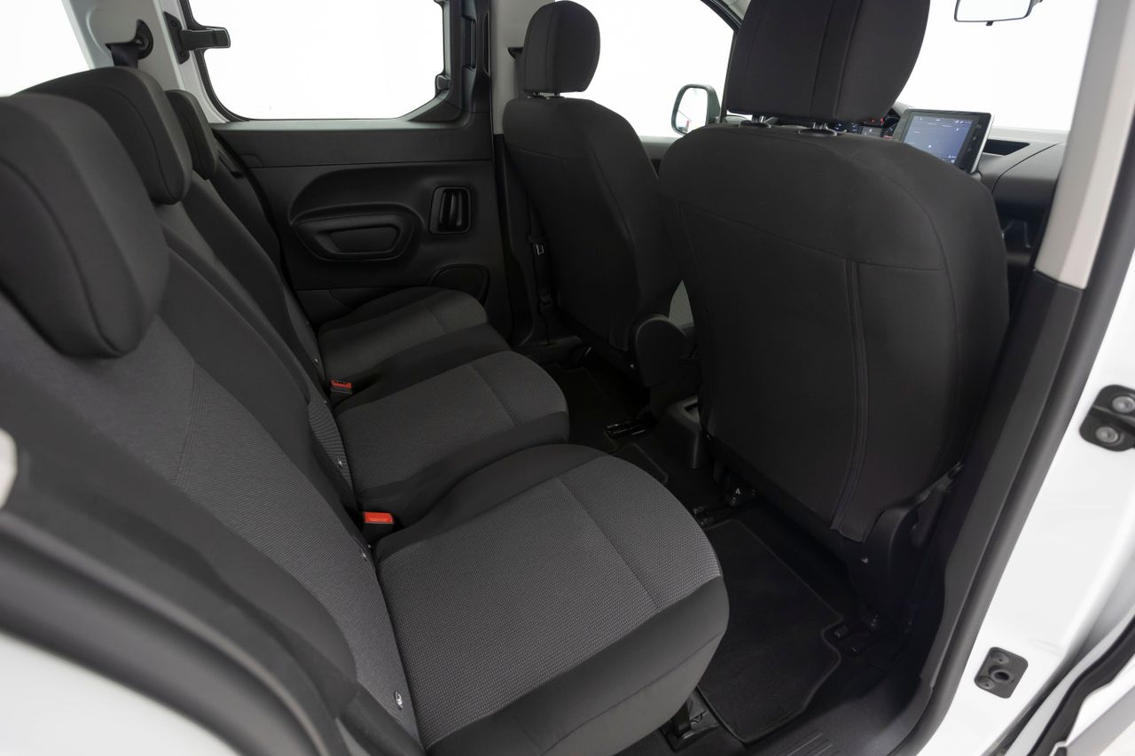 Peugeot Rifter 1.5 BlueHDI 102 cv  - Foto 13