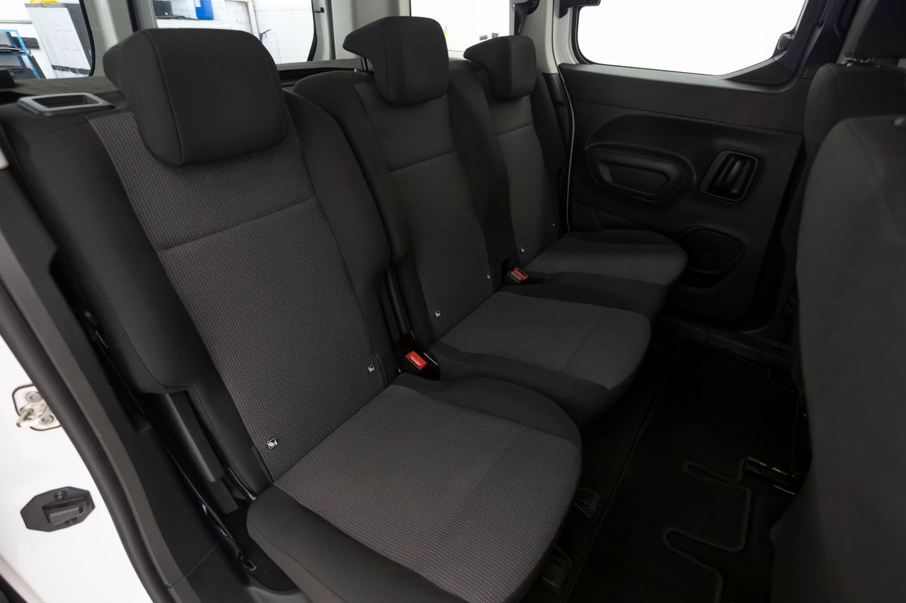 Peugeot Rifter 1.5 BlueHDI 102 cv  - Foto 14