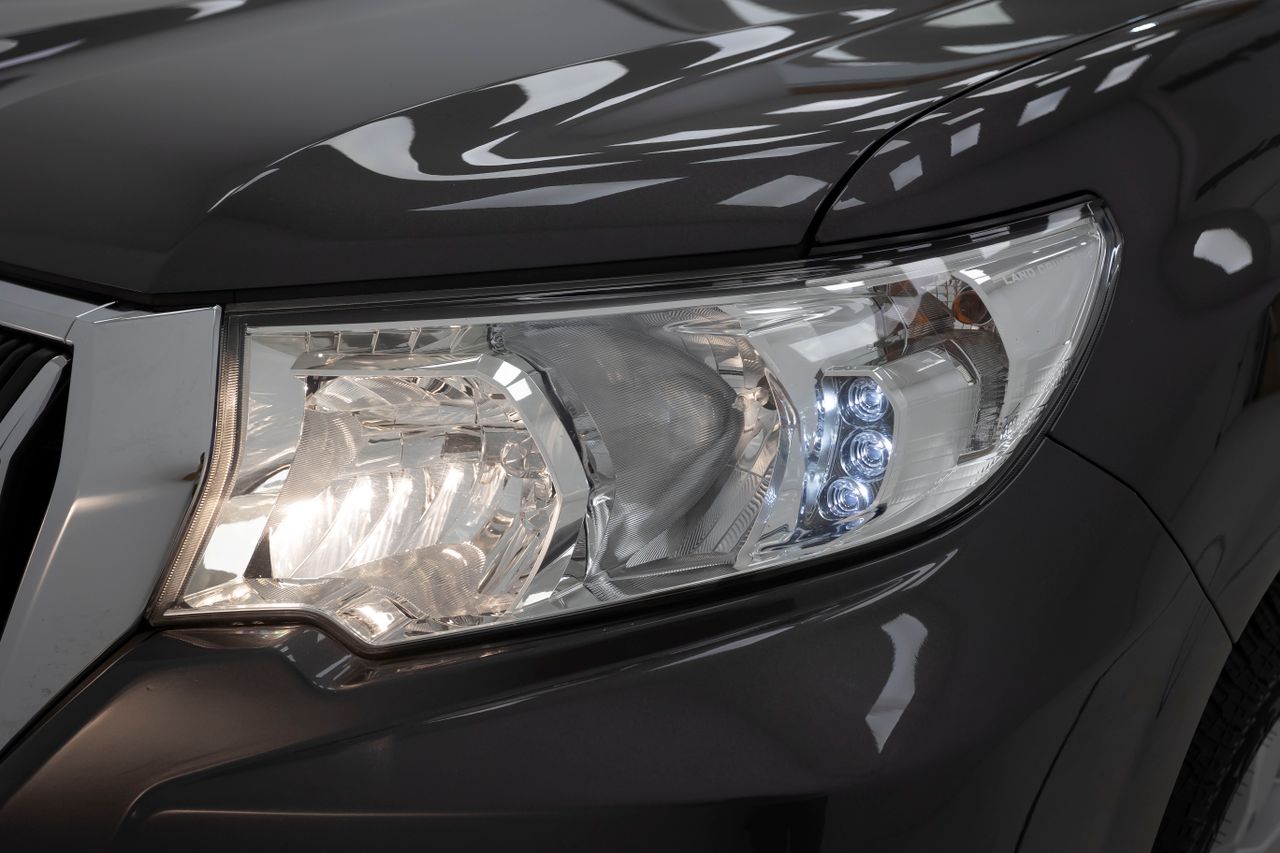 Toyota Land Cruiser 2.8 D4D VX 204 cv  - Foto 38