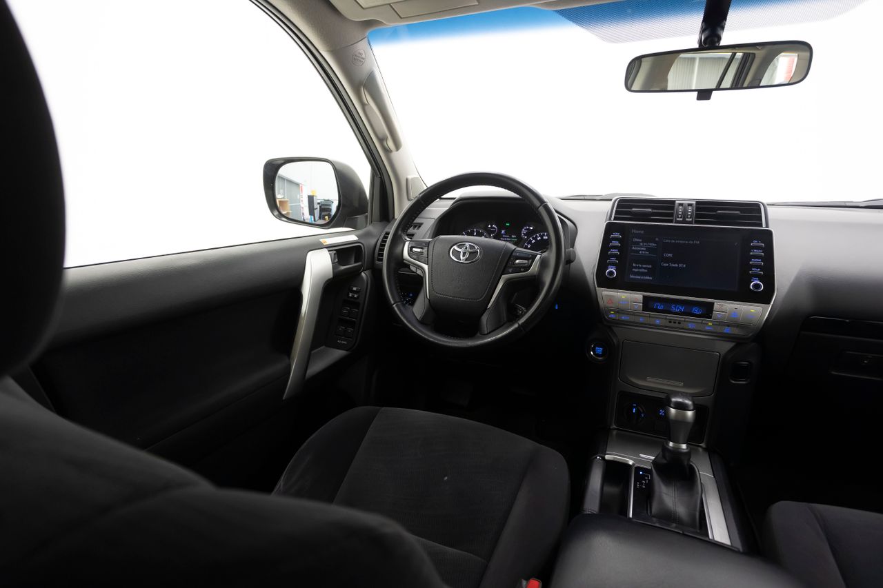 Toyota Land Cruiser 2.8 D4D VX 204 cv  - Foto 19