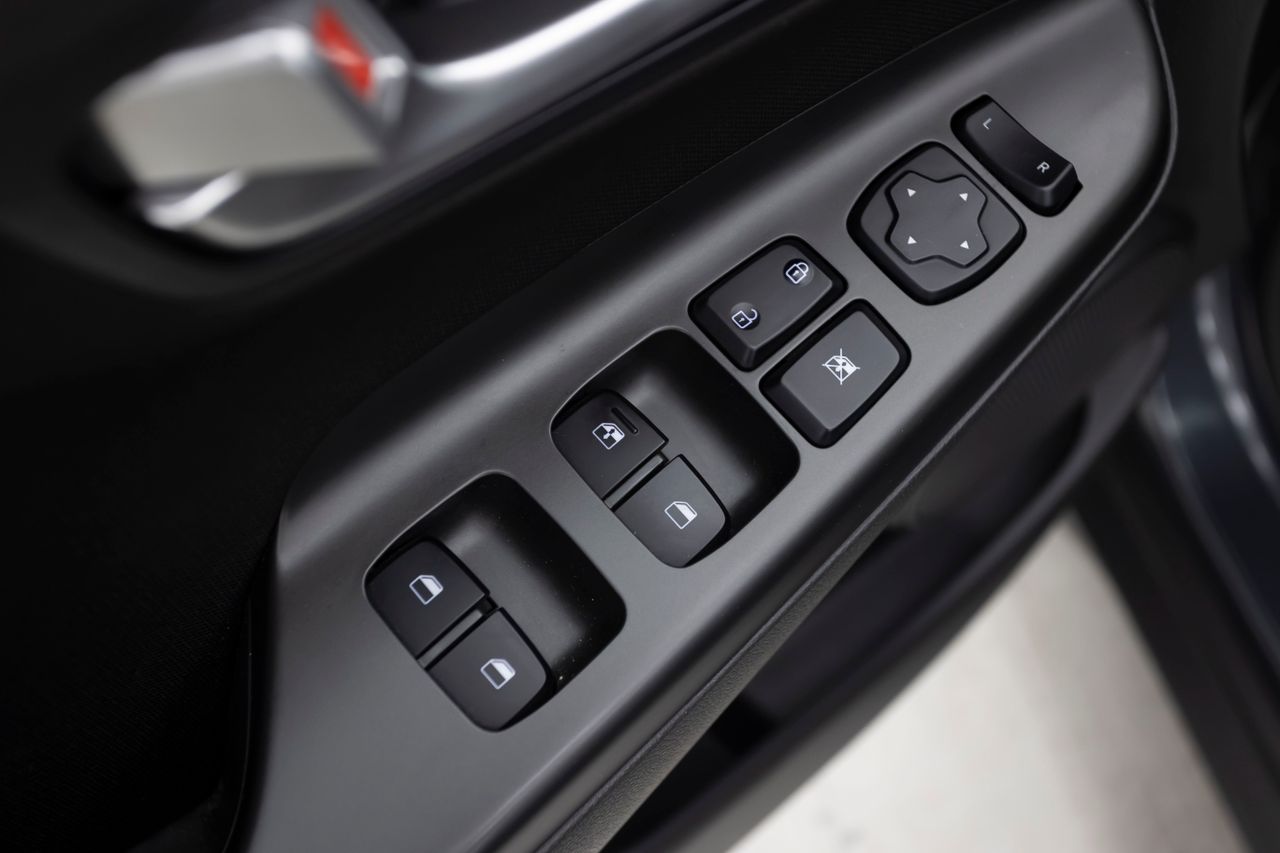 Hyundai Kona 1.6 GDI HYBRID HEV 141 cv TECNO  - Foto 28