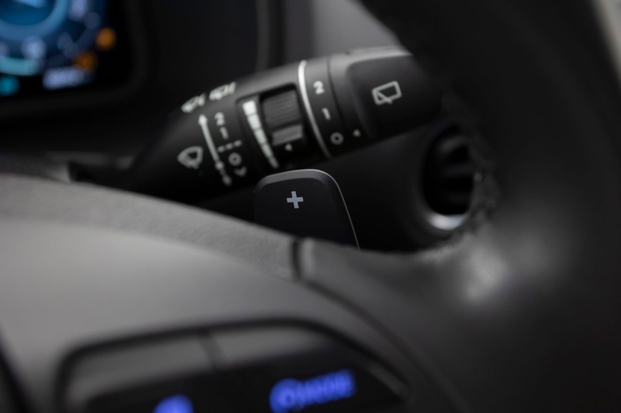 Hyundai Kona 1.6 GDI HYBRID HEV 141 cv TECNO  - Foto 10
