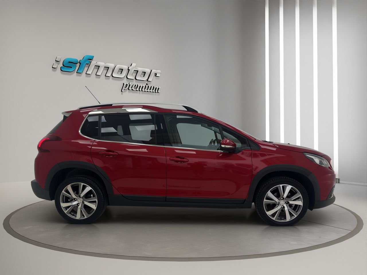 Peugeot 2008 Allure 1.6 BlueHDi 73KW (100CV) - Foto 8