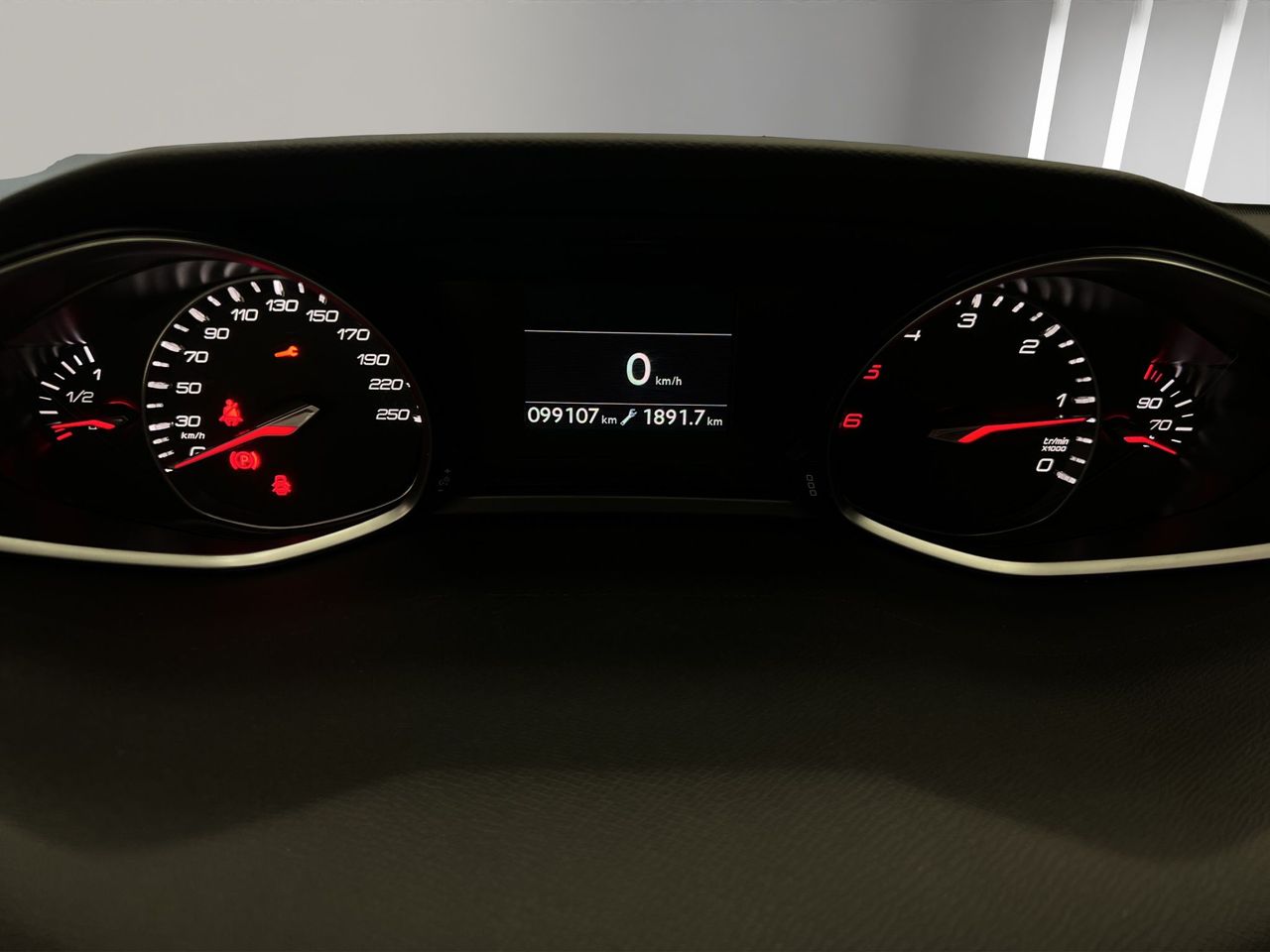 Peugeot 308 5p Style BlueHDi 130 S&S BERLINA CON PORTÓN - Foto 15