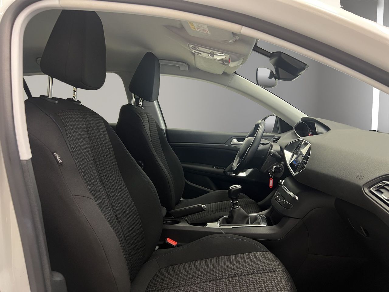 Peugeot 308 5p Style BlueHDi 130 S&S BERLINA CON PORTÓN - Foto 23