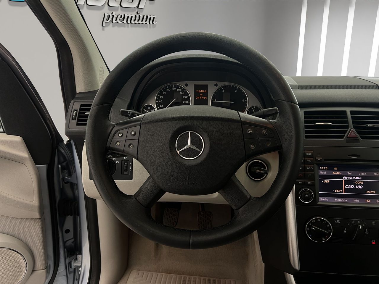 Mercedes Clase B 118  - Foto 9