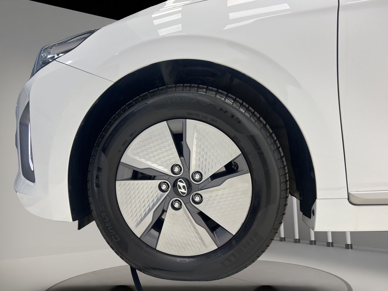 Hyundai IONIQ 1.6 GDI HEV Klass DCT - Foto 22