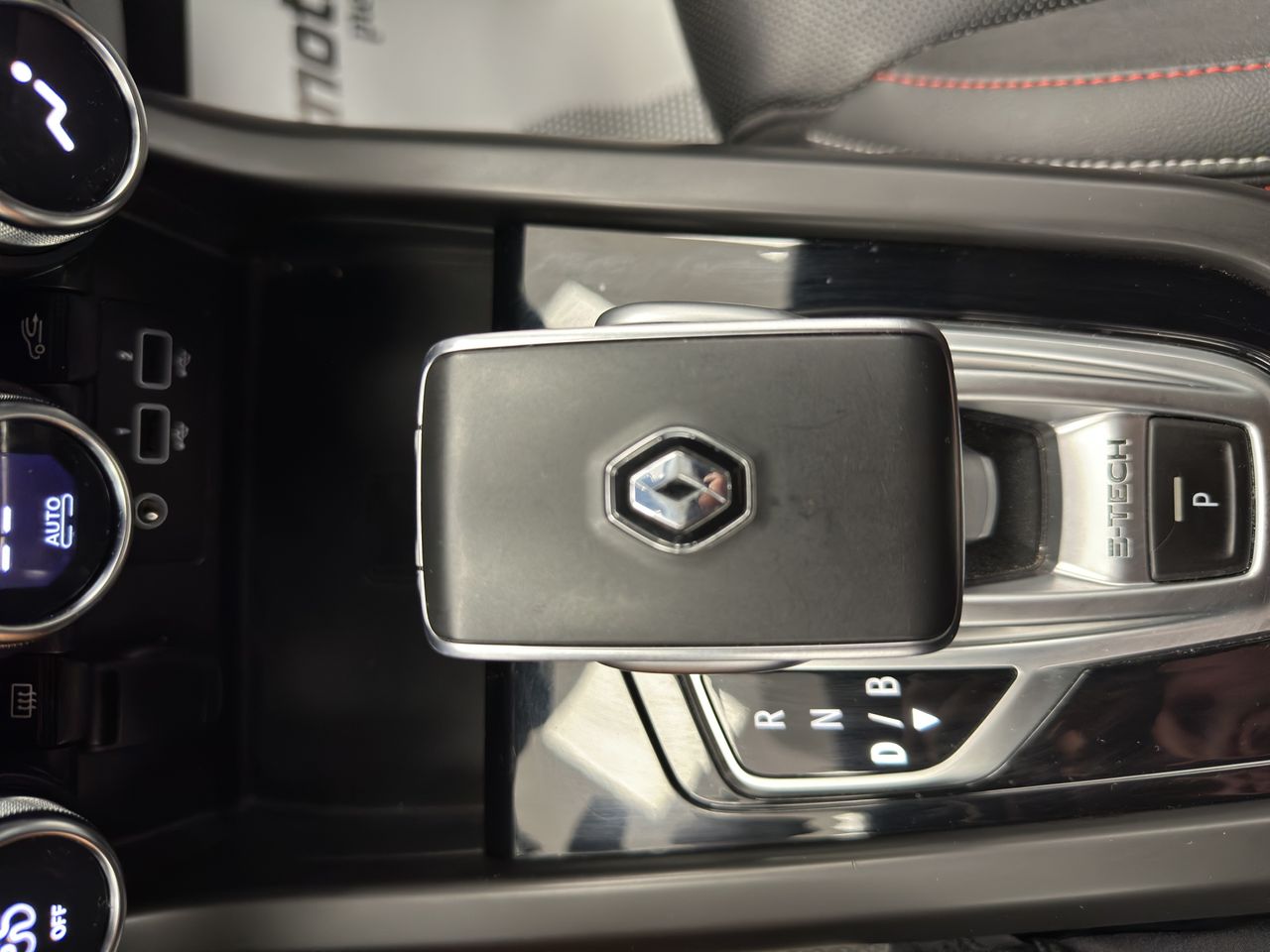 Renault Arkana RS Line E-TECH Híbrido 105kW(145CV) - Foto 23