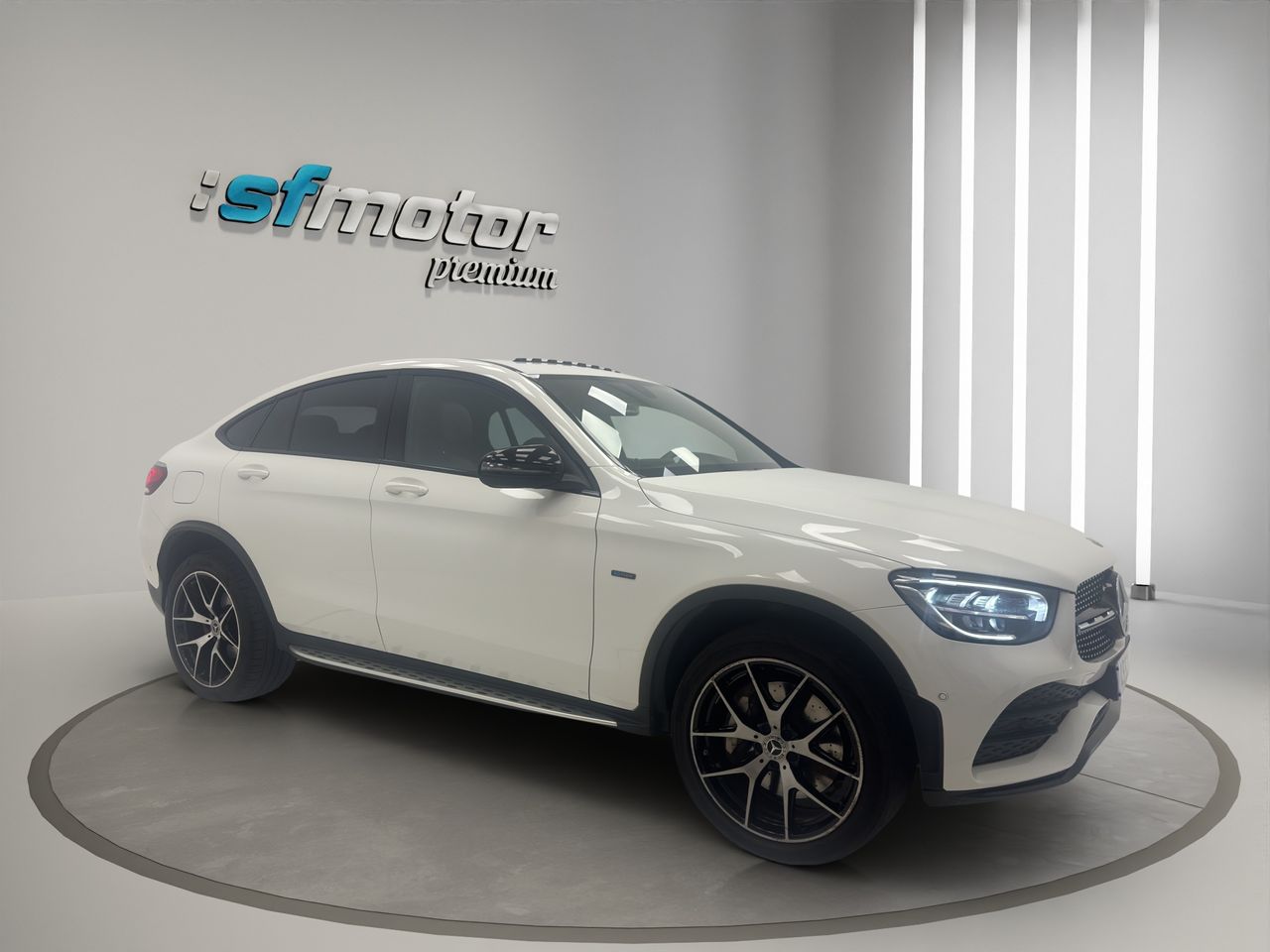 Mercedes Clase GLC GLC 300 de 4MATIC DIESEL AMG 305 CV - Foto 9