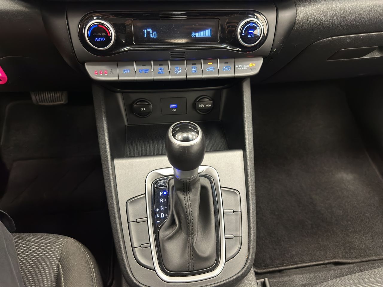 Hyundai Kona 1.6 GDI HEV Maxx DCT - Foto 17